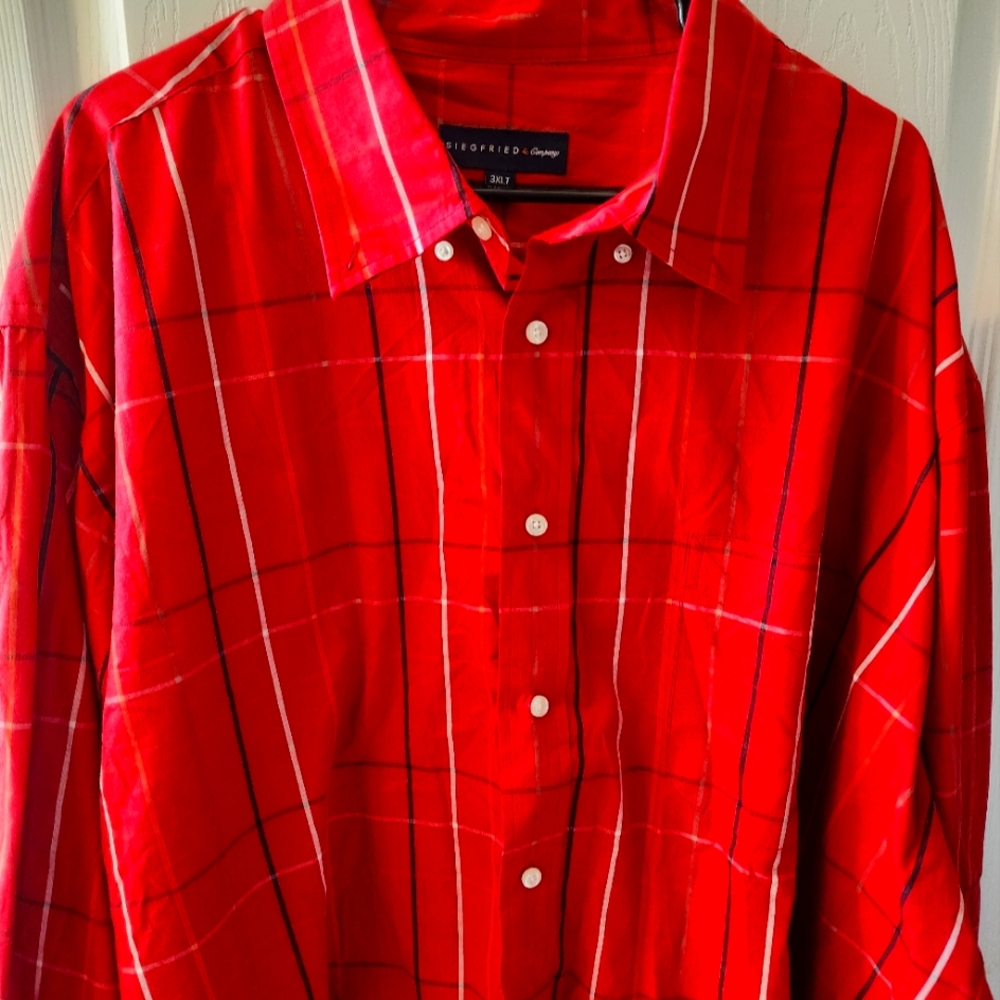 Siegfried & Company Men's shirt, Size 3X. Color red, black, and white stripes